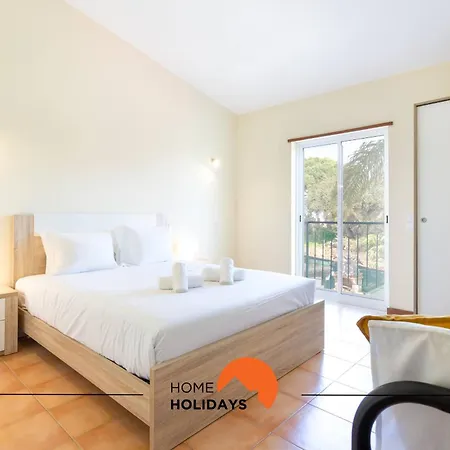 #208 Tranquilidade House By Holidays Holiday home